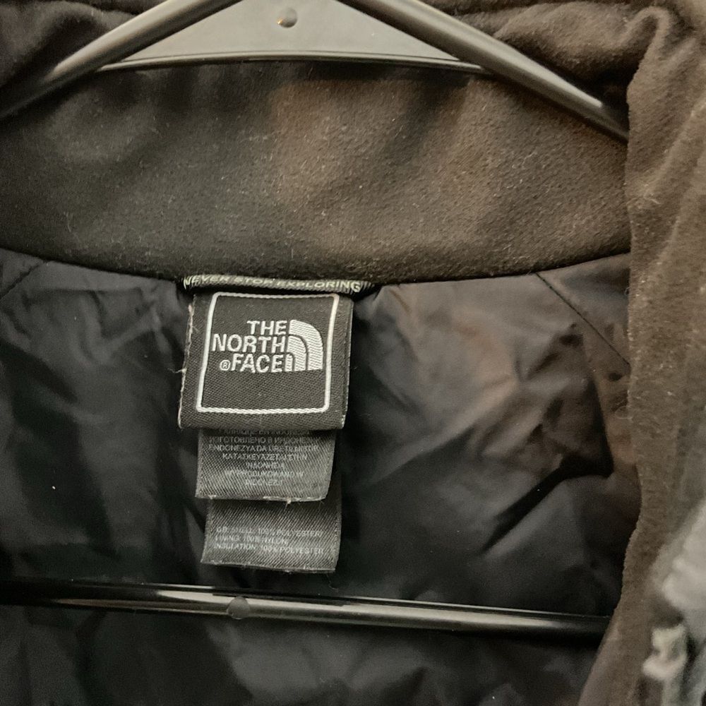 The North Face black‎ jacket, size small - Picture 5 of 10